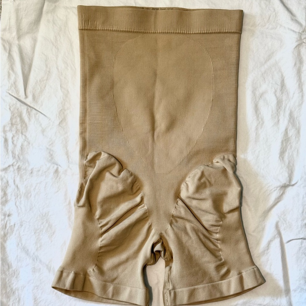 💙 2 for $12 Lytess tummy control shapewear shorts highwaisted garment S/M